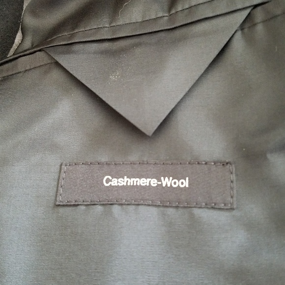 Hugo Boss Coat - Picture 5 of 7